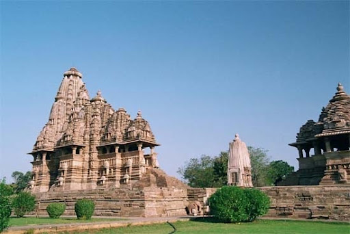 Amazing World: The Greatest Temples of the World